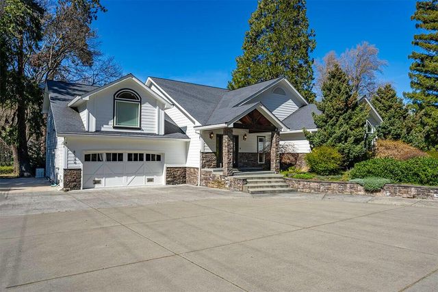 8550 Rogue River Highway, Grants Pass, OR 97527