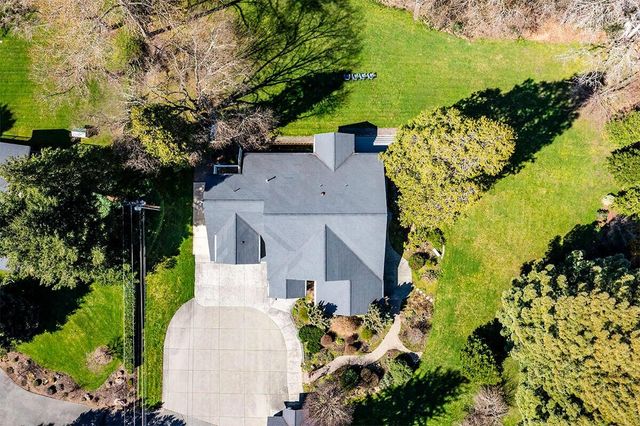 8550 Rogue River Highway, Grants Pass, OR 97527