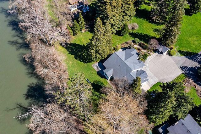 8550 Rogue River Highway, Grants Pass, OR 97527