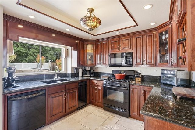 1064 Cinnamon Lane, Corona, CA 92882