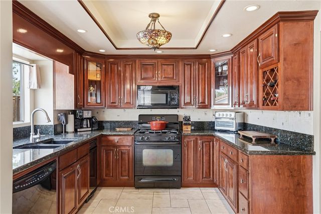 1064 Cinnamon Lane, Corona, CA 92882
