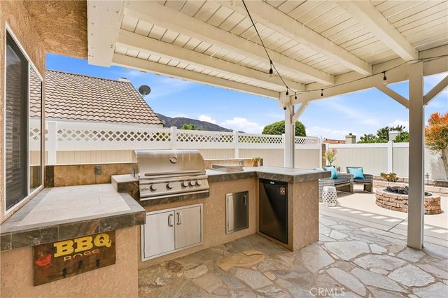 1064 Cinnamon Lane, Corona, CA 92882