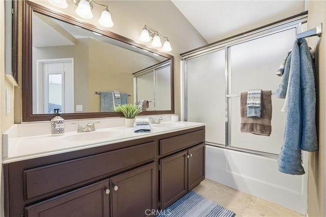 1064 Cinnamon Lane, Corona, CA 92882