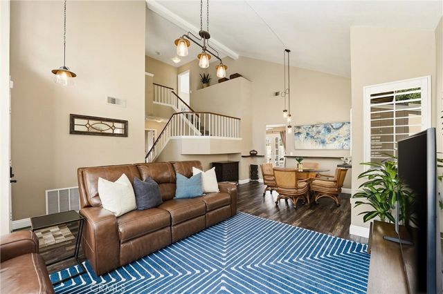 1064 Cinnamon Lane, Corona, CA 92882