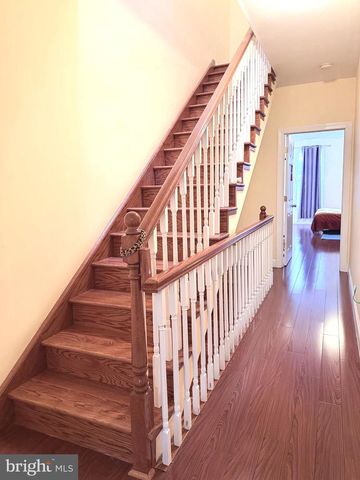 733 JACKSON ST, Philadelphia, PA 19148