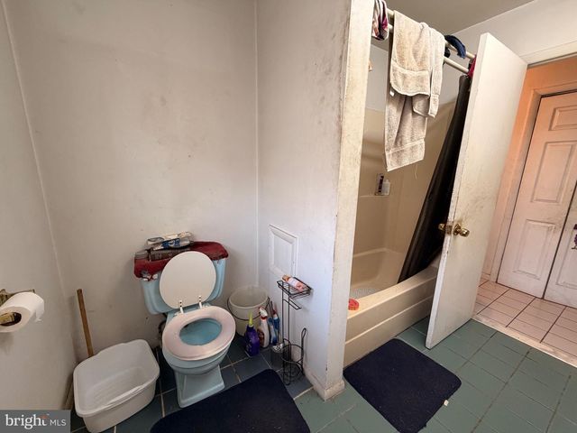5 W CHESTNUT ST, Delmar, MD 21875