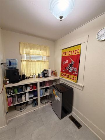 103 W Kansas Street, Pittsburg, KS 66762