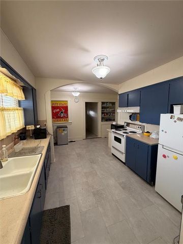 103 W Kansas Street, Pittsburg, KS 66762