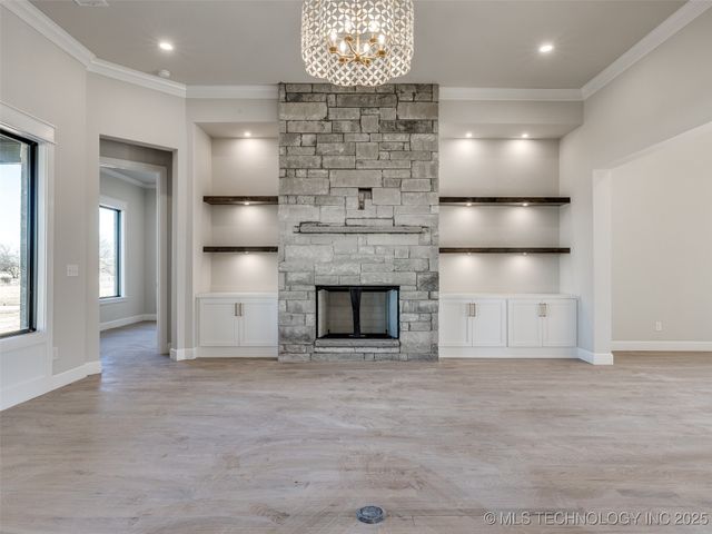 3211 E 169th Street S, Bixby, OK 74008