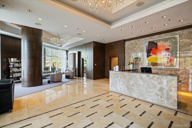 5 Renaissance Square PH 3E, White Plains, NY 10601