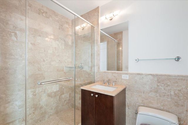 5 Renaissance Square PH 3E, White Plains, NY 10601