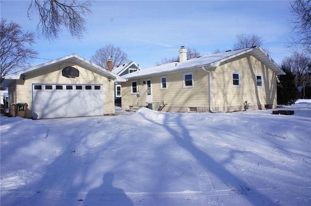 2718 5th Street, Eau Claire, WI 54703