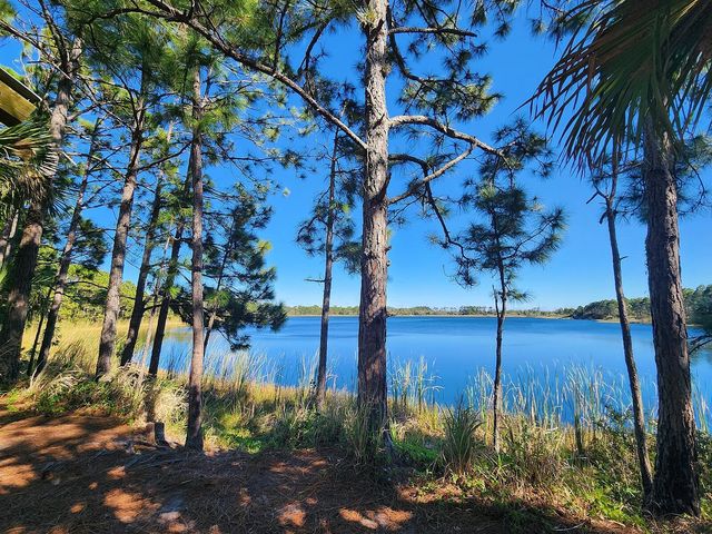 1482 N Lawnwood Circle 30-D, Fort Pierce, FL 34950