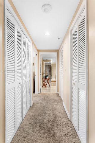 1581 Brickell Ave 107, Miami, FL 33129