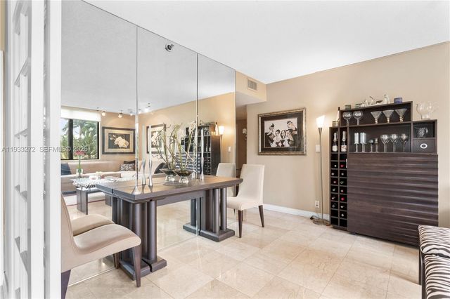 1581 Brickell Ave 107, Miami, FL 33129