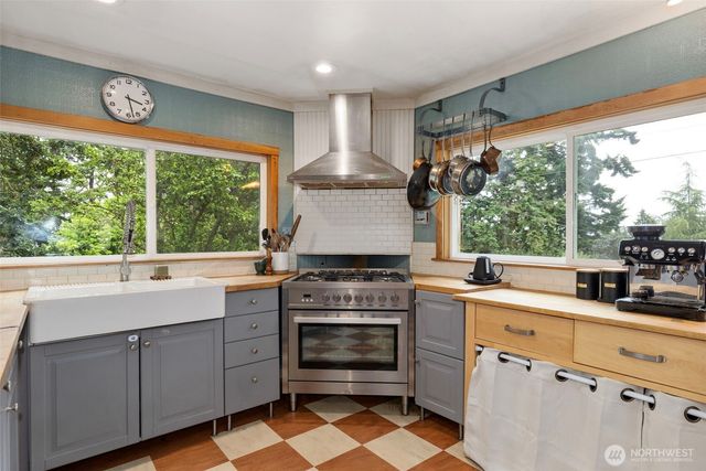 714 20th Street, Port Townsend, WA 98368