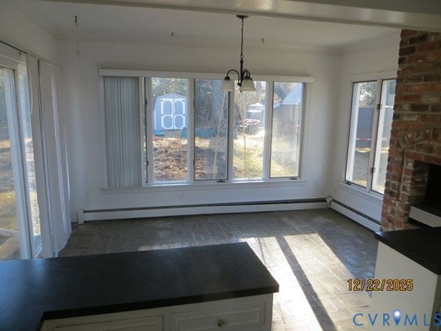 1124 Woodland Rd, Petersburg, VA 23805