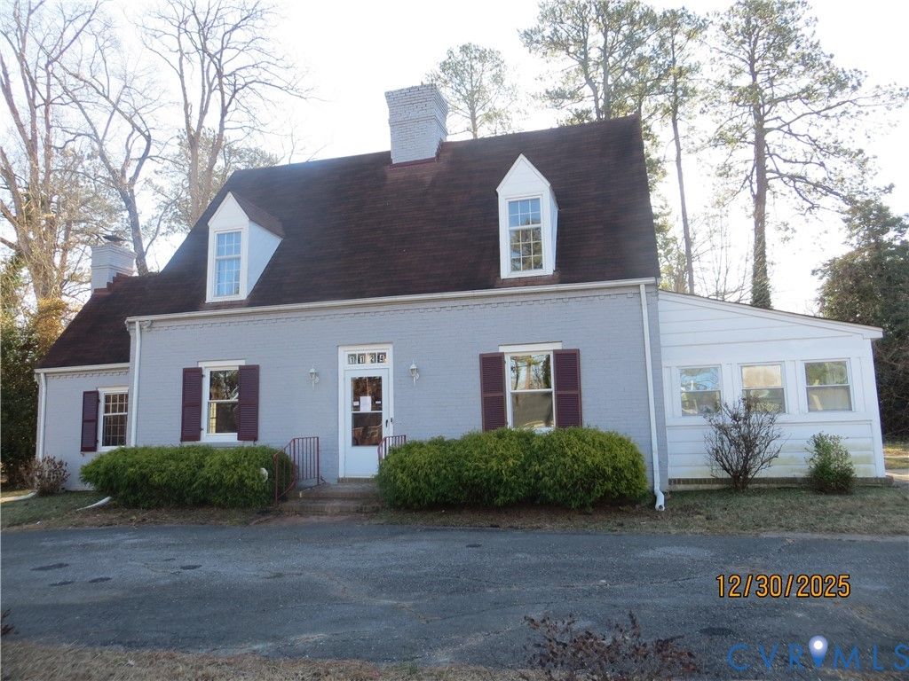 1124 Woodland Rd, Petersburg, VA 23805