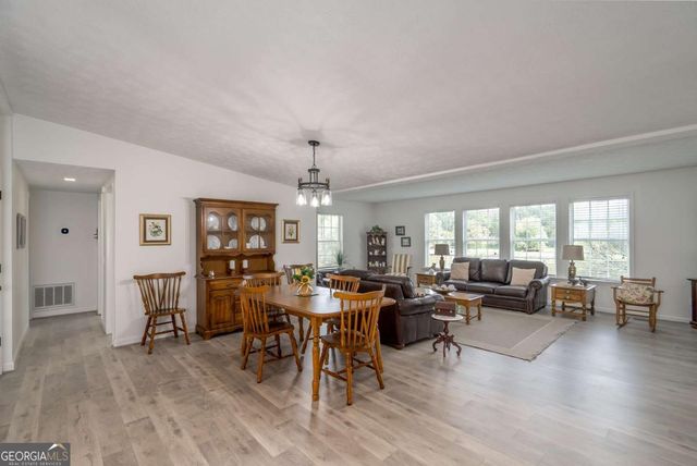 1180 Green Briar Drive, Madison, GA 30650