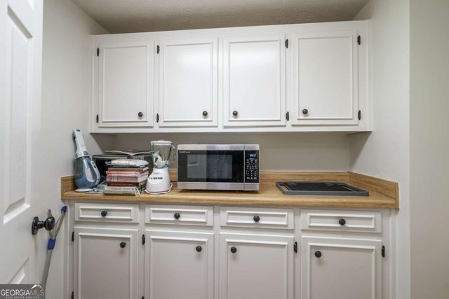 1180 Green Briar Drive, Madison, GA 30650