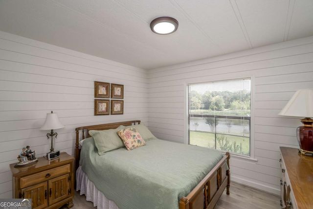 1180 Green Briar Drive, Madison, GA 30650