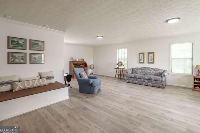 1180 Green Briar Drive, Madison, GA 30650