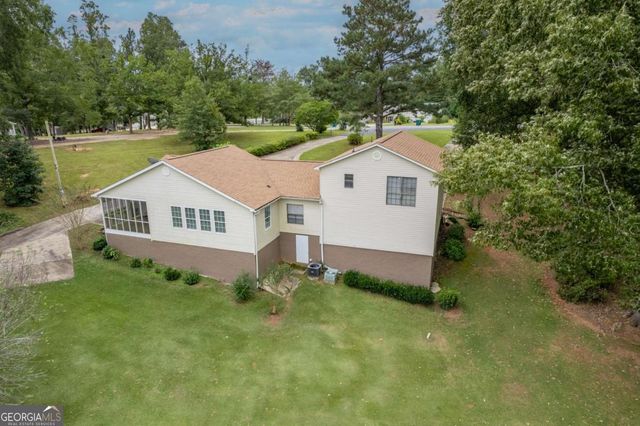 1180 Green Briar Drive, Madison, GA 30650