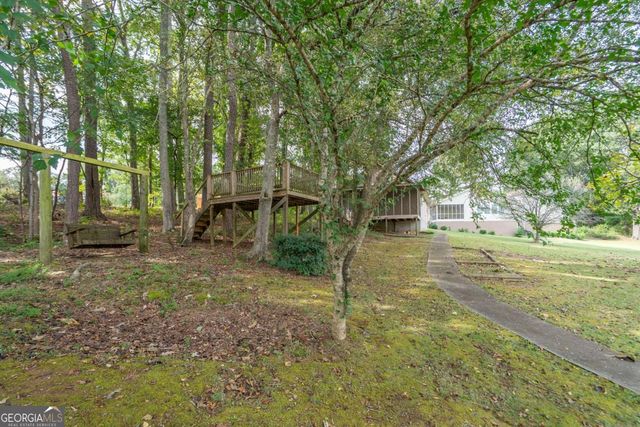 1180 Green Briar Drive, Madison, GA 30650