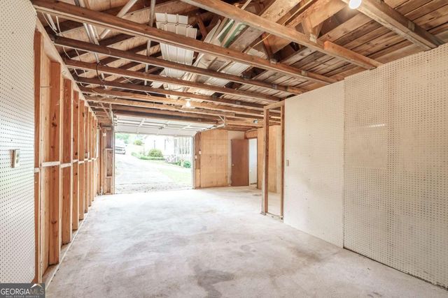1180 Green Briar Drive, Madison, GA 30650