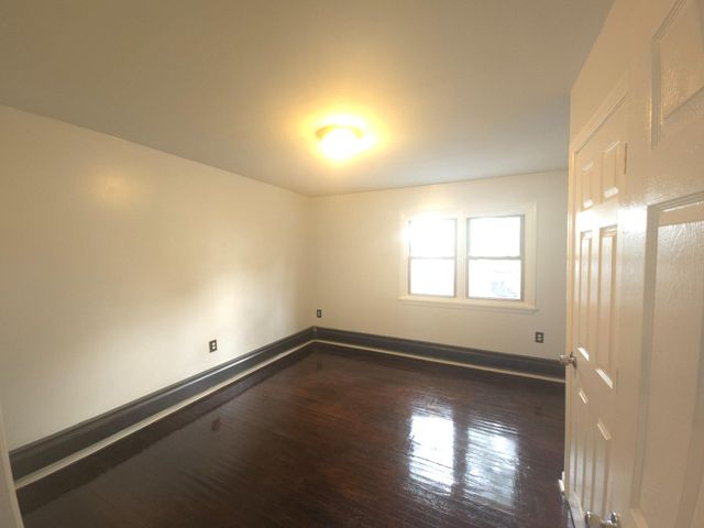 428 CROYDEN RD, Upper Darby, PA 19082