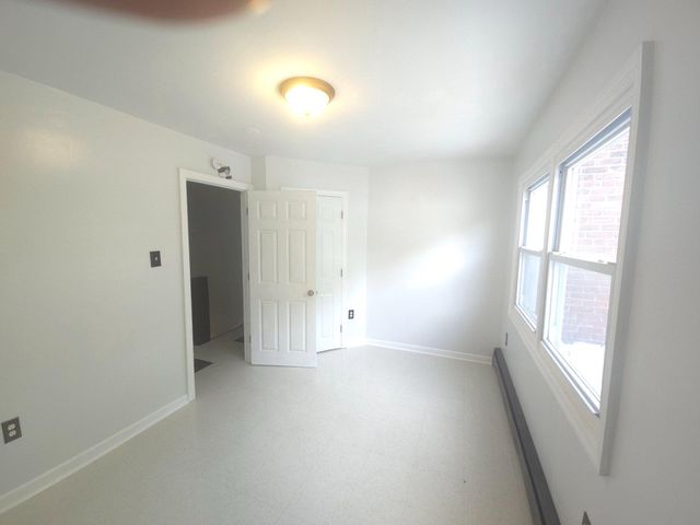 428 CROYDEN RD, Upper Darby, PA 19082