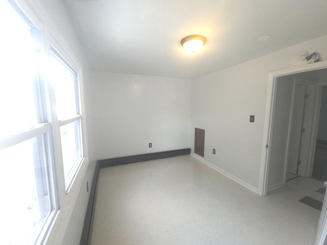 428 CROYDEN RD, Upper Darby, PA 19082