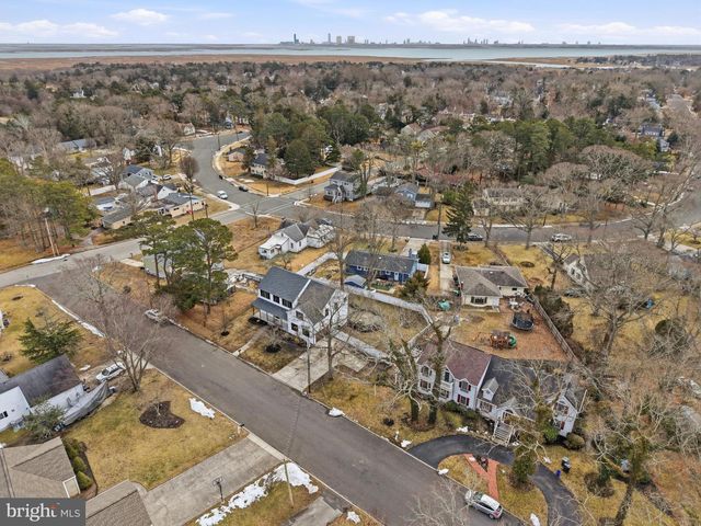 105 HILLSIDE AVE, Absecon, NJ 08201