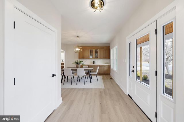 105 HILLSIDE AVE, Absecon, NJ 08201