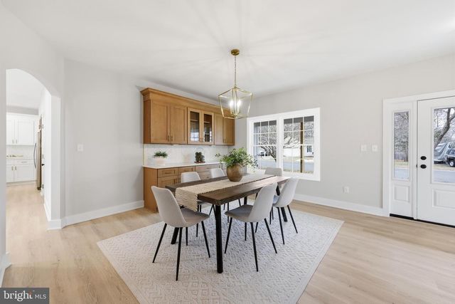 105 HILLSIDE AVE, Absecon, NJ 08201