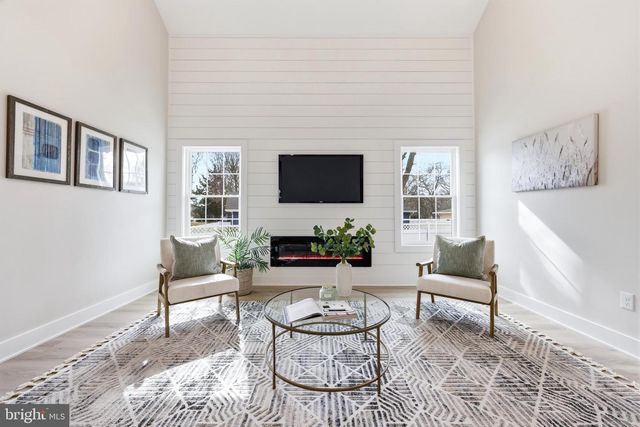 105 HILLSIDE AVE, Absecon, NJ 08201