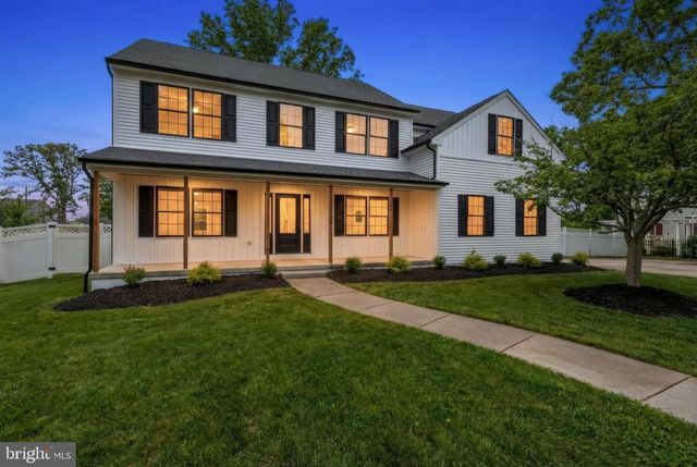 105 HILLSIDE AVE, Absecon, NJ 08201