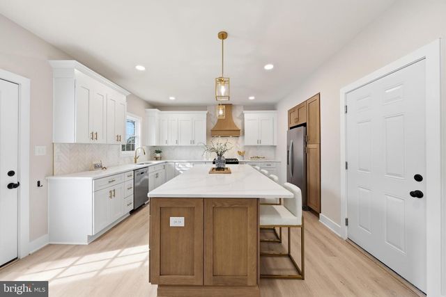 105 HILLSIDE AVE, Absecon, NJ 08201