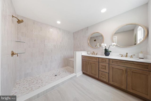 105 HILLSIDE AVE, Absecon, NJ 08201