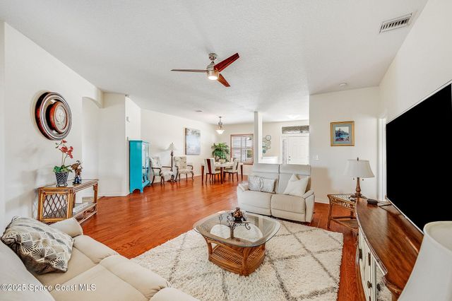 1137 Morgan Circle NE, Palm Bay, FL 32905