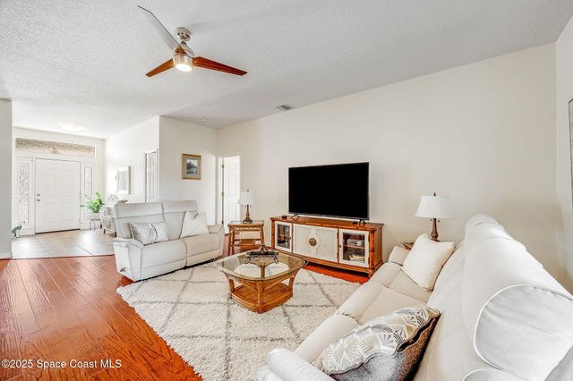 1137 Morgan Circle NE, Palm Bay, FL 32905