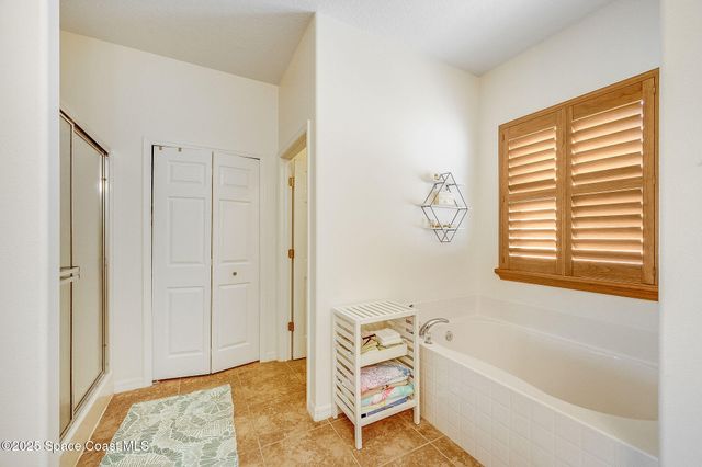 1137 Morgan Circle NE, Palm Bay, FL 32905