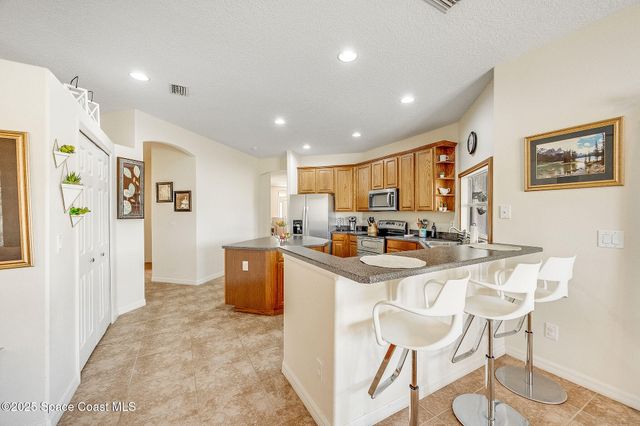 1137 Morgan Circle NE, Palm Bay, FL 32905