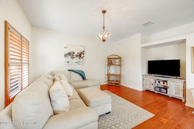 1137 Morgan Circle NE, Palm Bay, FL 32905