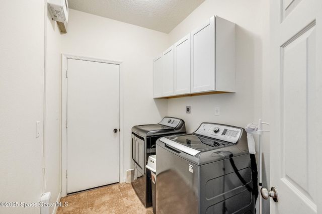 1137 Morgan Circle NE, Palm Bay, FL 32905