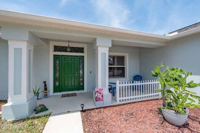 1137 Morgan Circle NE, Palm Bay, FL 32905