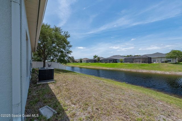 1137 Morgan Circle NE, Palm Bay, FL 32905