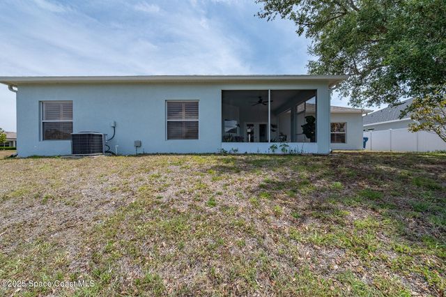 1137 Morgan Circle NE, Palm Bay, FL 32905