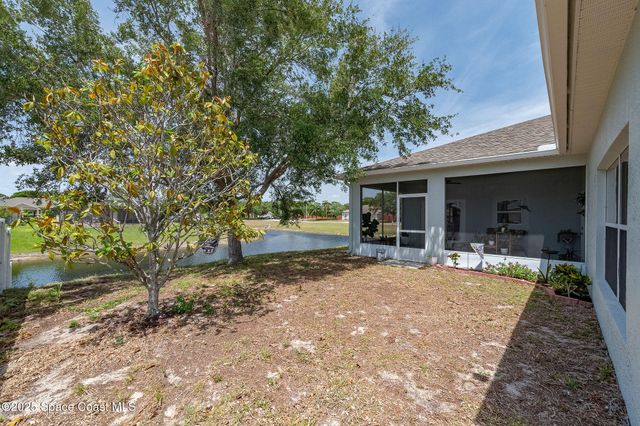 1137 Morgan Circle NE, Palm Bay, FL 32905