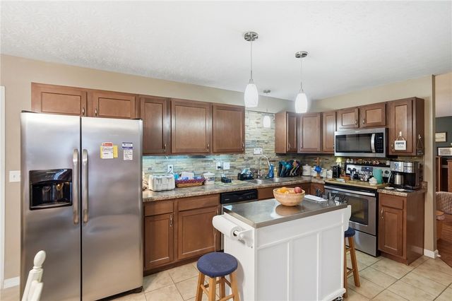 2028 Jackson Lane, Middletown, OH 45044